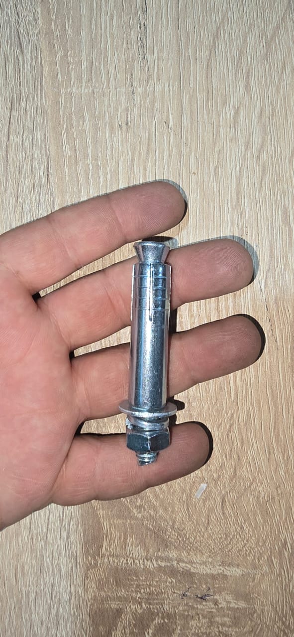 Galvanised sleeve anchor bolt with nut and washer
